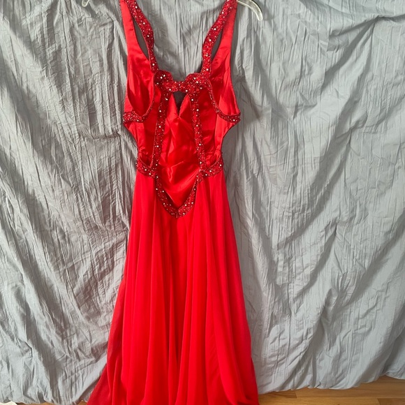 Beautiful open back red prom dress. Detailing is beautiful and only worn twice. - Picture 4 of 4